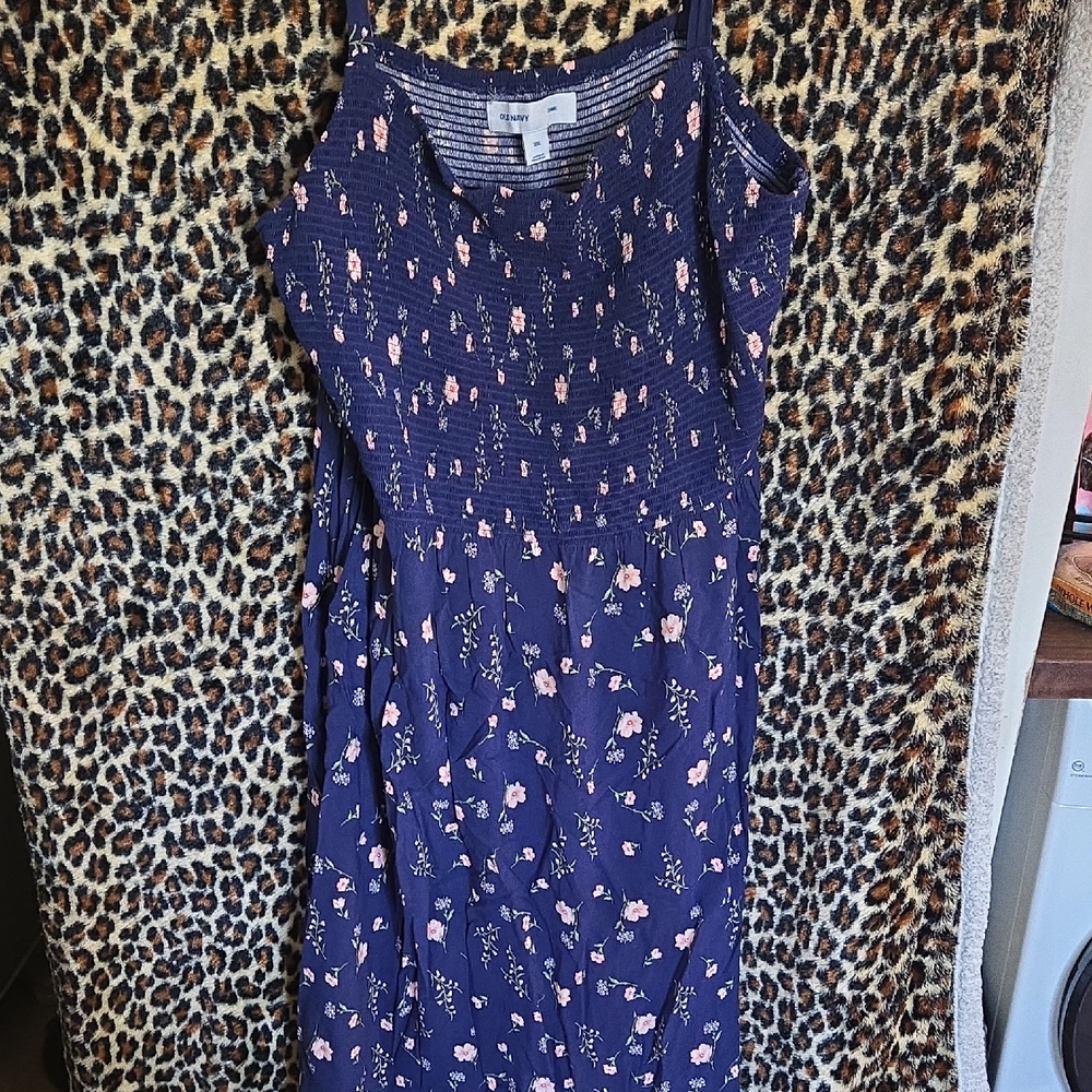 Old Navy Navy Blue Floral Smocked Cami with Pink Flowers